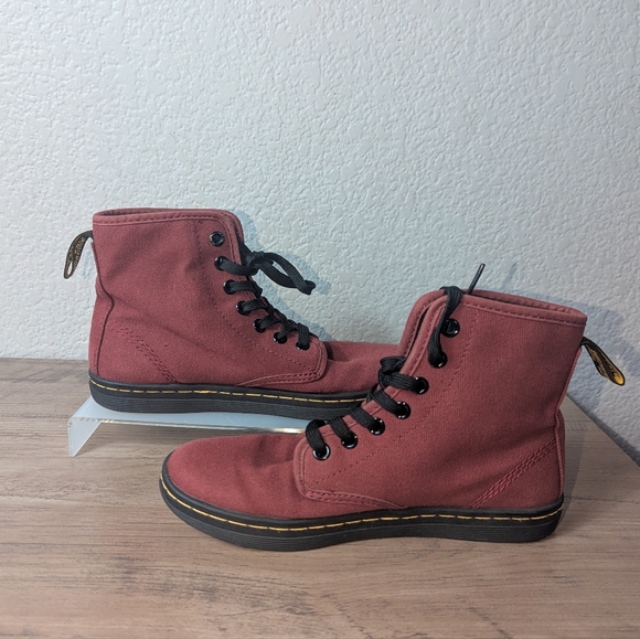 Dr Martens SHOREDITCH Aw004 Size 5 Ladies - Picture 1 of 10